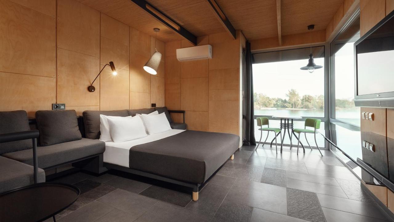 Good Zone Hotel Pishchanka  ภายนอก รูปภาพ